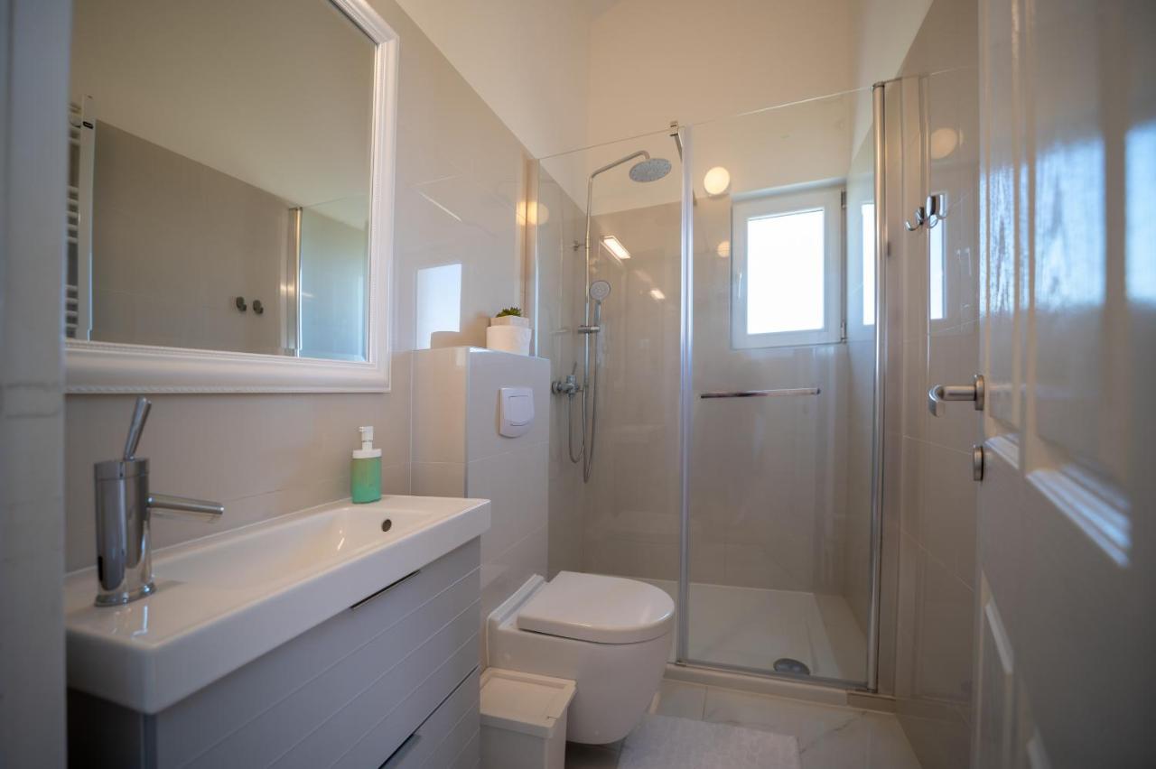 Sukošan Apartments A&T מראה חיצוני תמונה