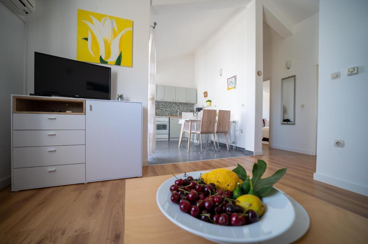 Sukošan Apartments A&T מראה חיצוני תמונה