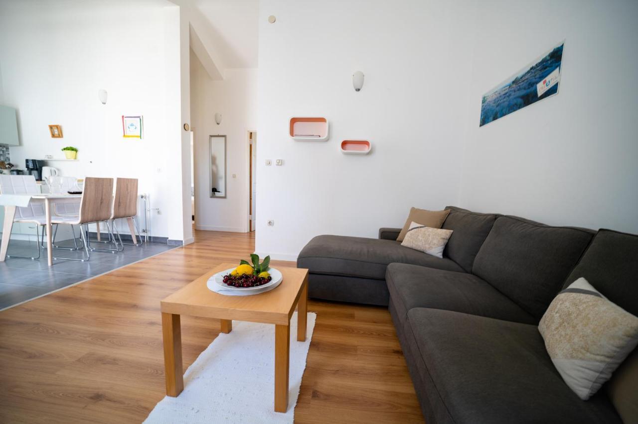 Sukošan Apartments A&T מראה חיצוני תמונה