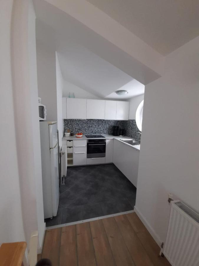 Sukošan Apartments A&T מראה חיצוני תמונה
